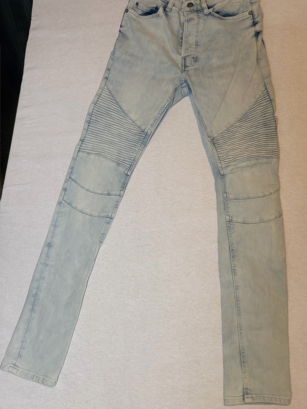 H&M Light Wash Skinny  Jeans